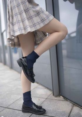 女大学生沙龙室在线观看_蓝光在线播放观看