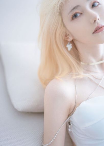 凯西顺从的女孩_高清免费高清观看